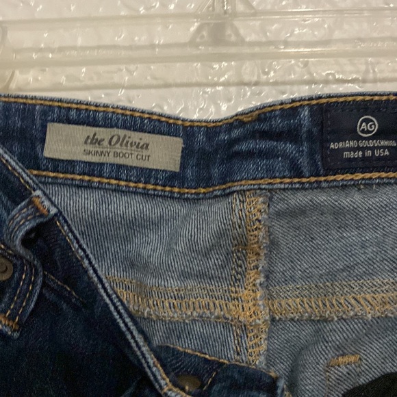 THE OLIVIA JEANS - Picture 3 of 3